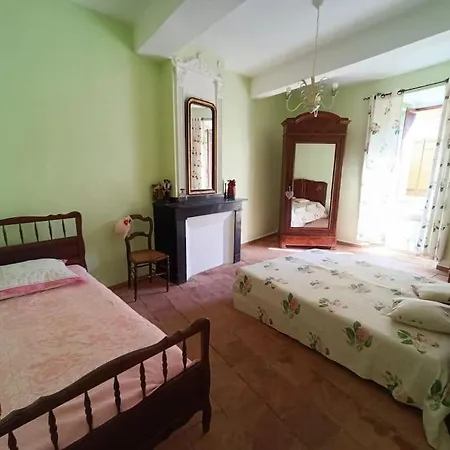 Maison De Village 8 Couchages La Liviniere